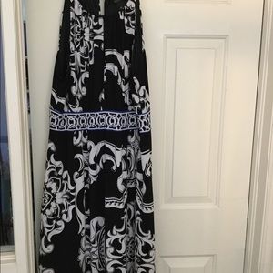 Keyhole attractive paisley dress